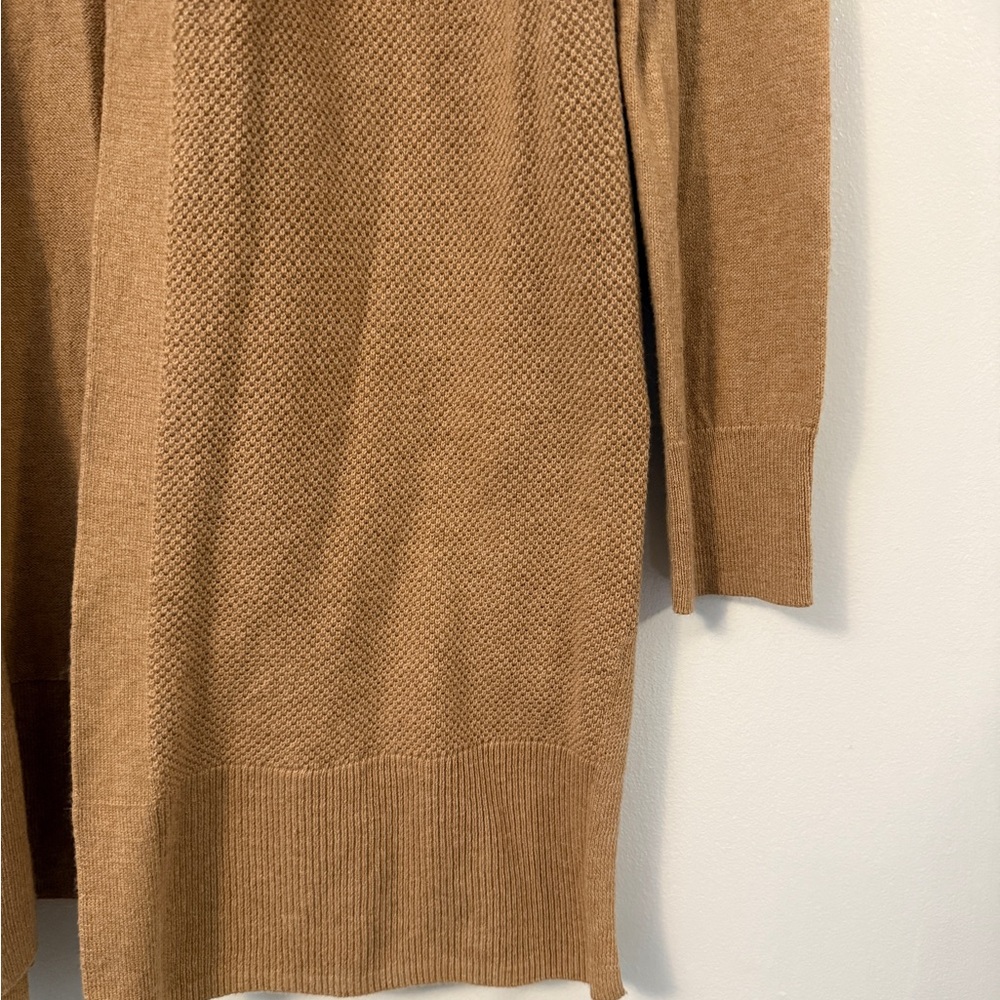 GAP Cardigan - Picture 3 of 7